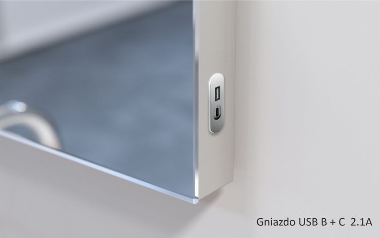 Dodatek: gniazdo USB B + C 2.1V zamontowane na ramie lustra
