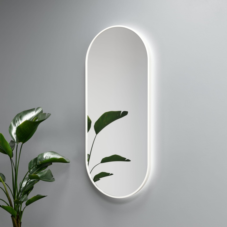 Lustro owalne LISA PLUS z oświetleniem LED w białej ramie