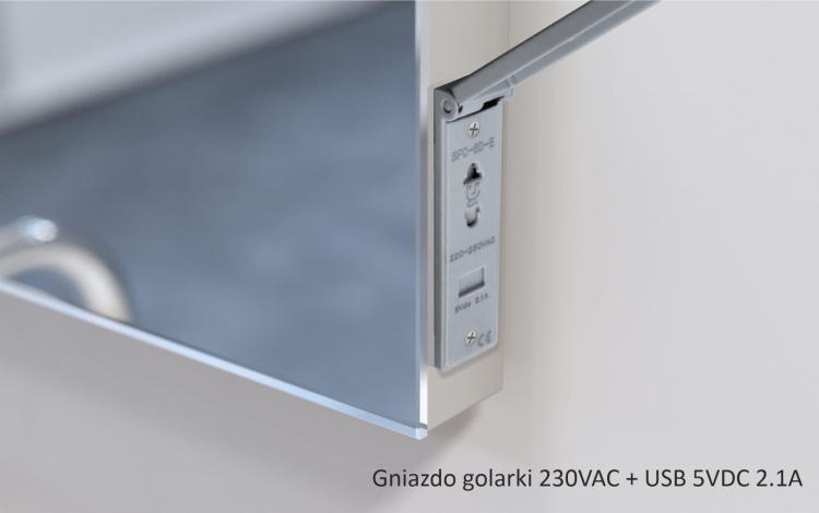 Dodatek: gniazdo golarki 230V AC + USB 5V DC 2.1A