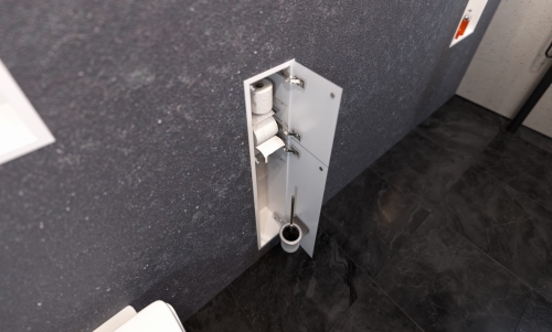 Schowek WC na szczotkę i papier toaletowy BIAŁY SZKLANE DRZWI WNĘKOWY FLAT 950 PRAWY OUTLET